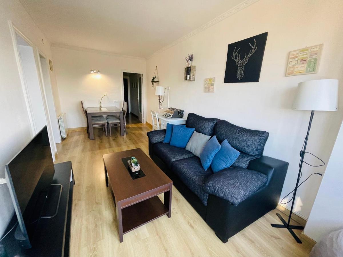 Beach Apartment Barca 6 ซานต์อาเตรียเดเบซอซ ภายนอก รูปภาพ